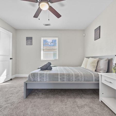 Cozy 2-Bedroom Retreat W/Wi-Fi & Keurig Coffee AtlantaAtlanta  Kültér fotó