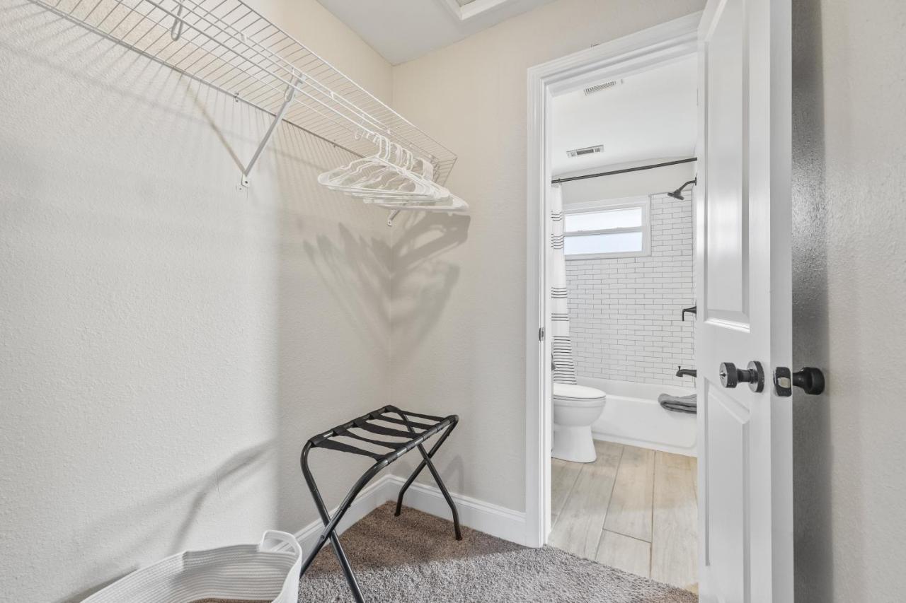 Cozy 2-Bedroom Retreat W/Wi-Fi & Keurig Coffee AtlantaAtlanta  Kültér fotó
